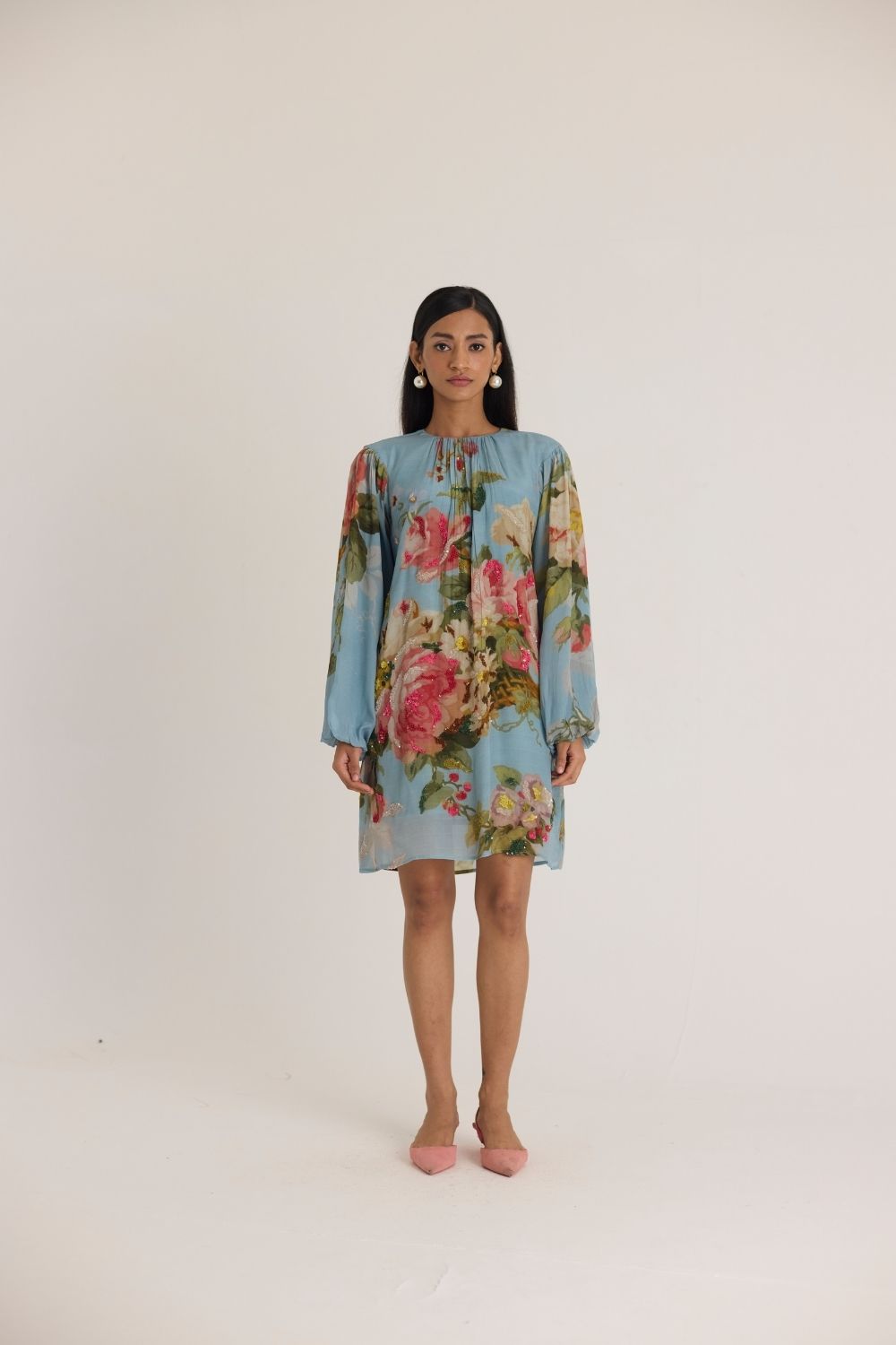 TAFFY EMBROIDERED SHORT DRESS