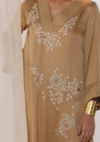 Linen satin v neck kurta with scatter embroidery