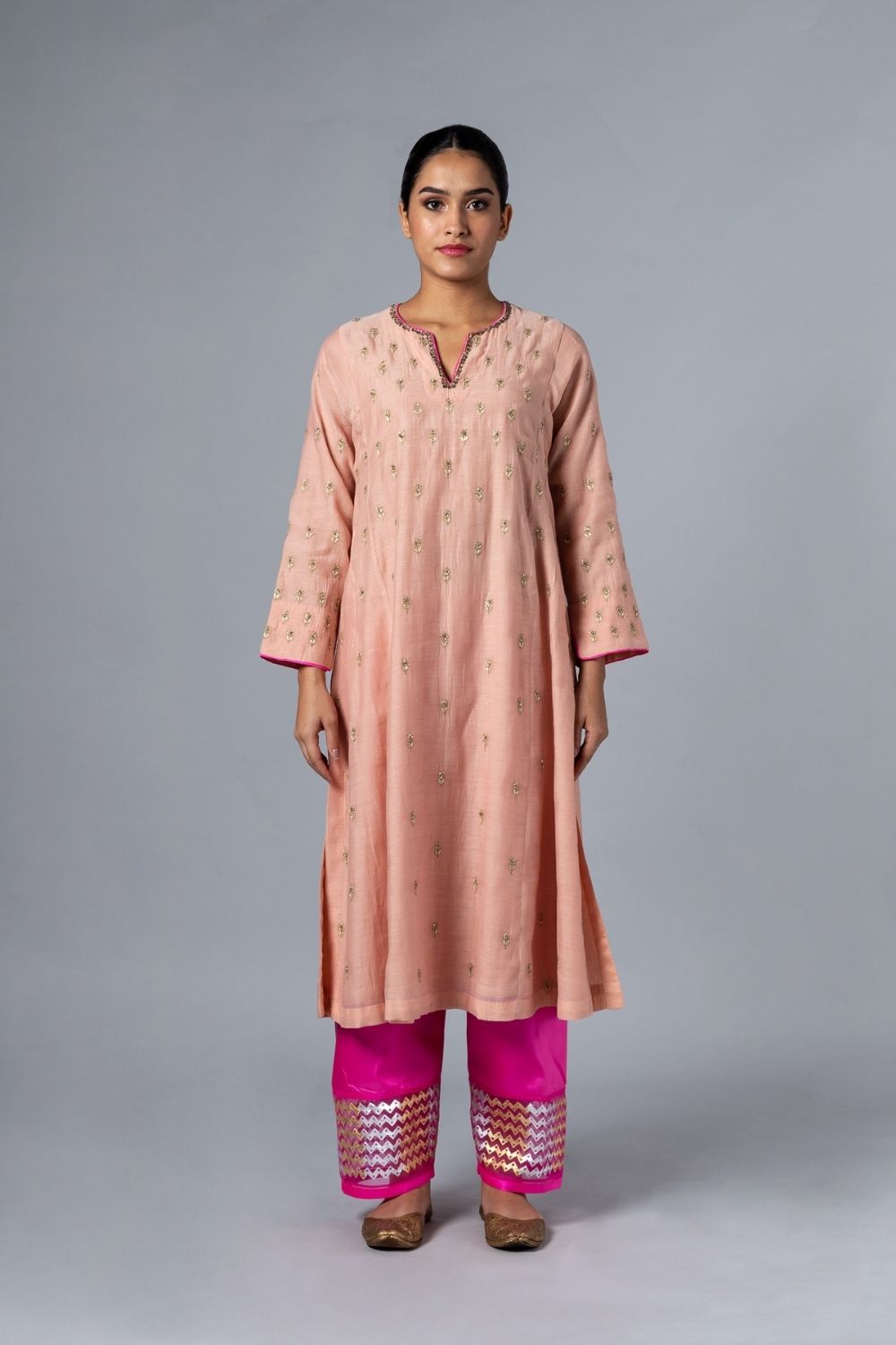 Aadab Kurta