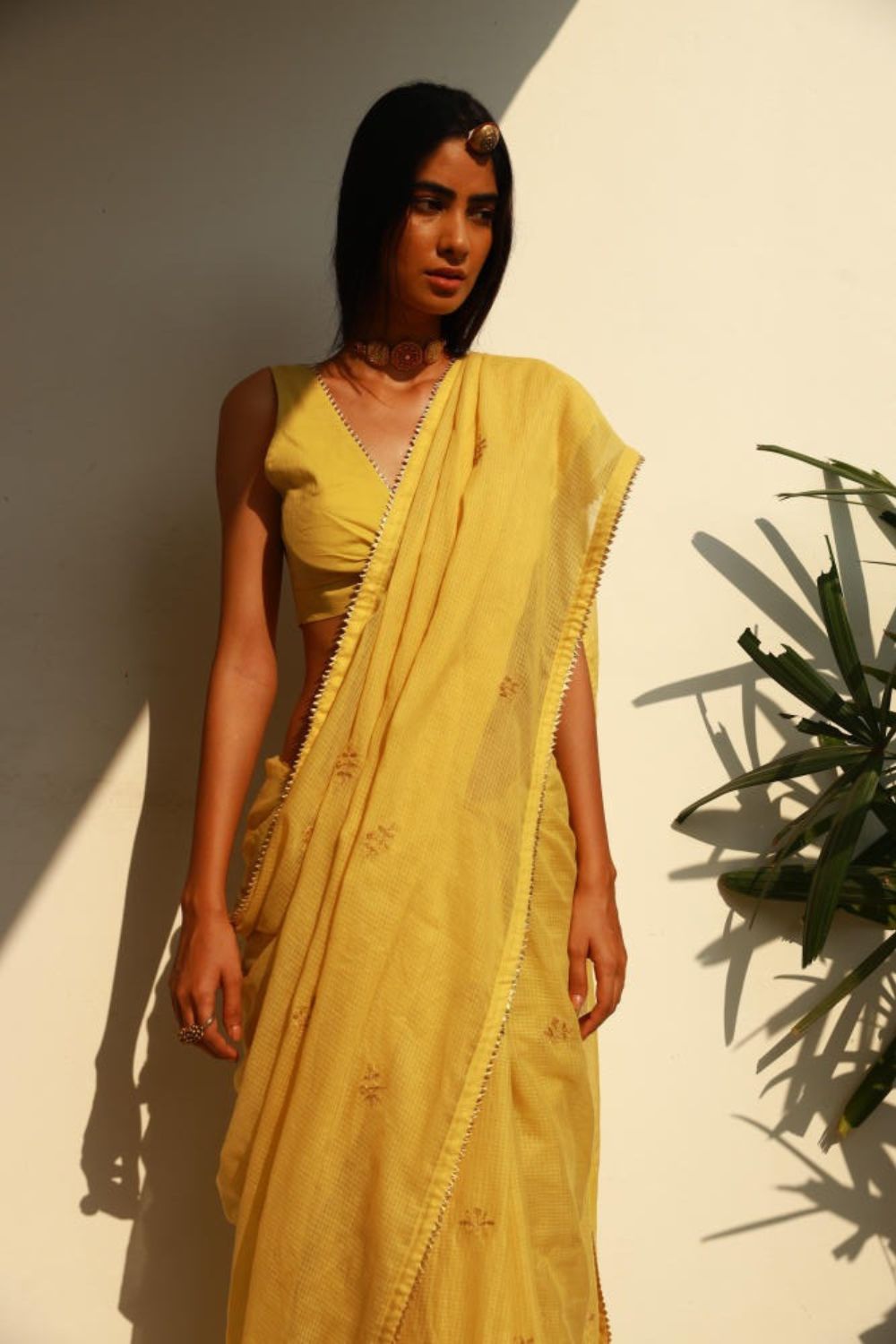 Nazaqat sari
