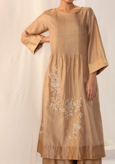 Silk kurta scatter embroidery and refined pintuck