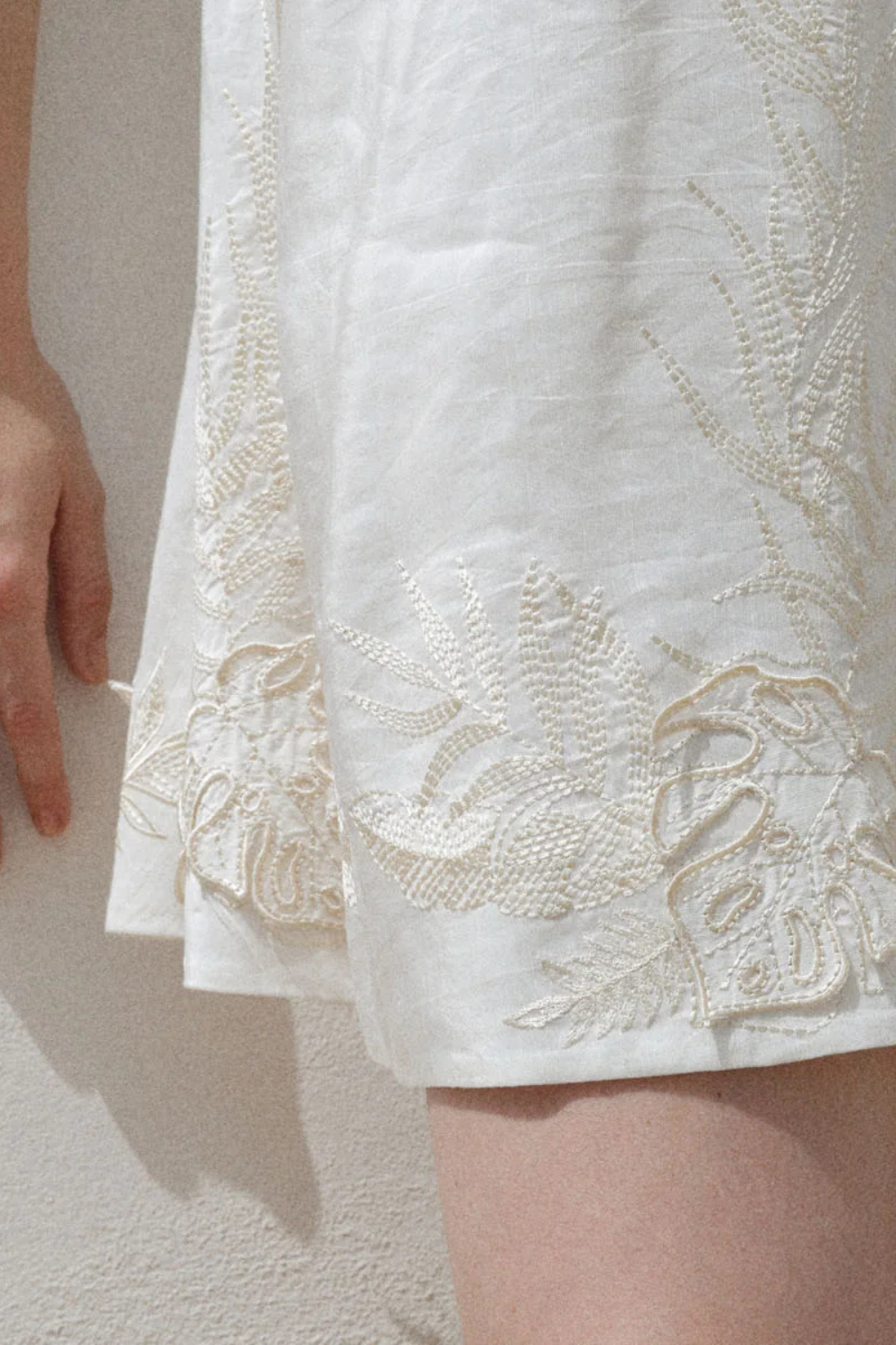 Aida Mini - White