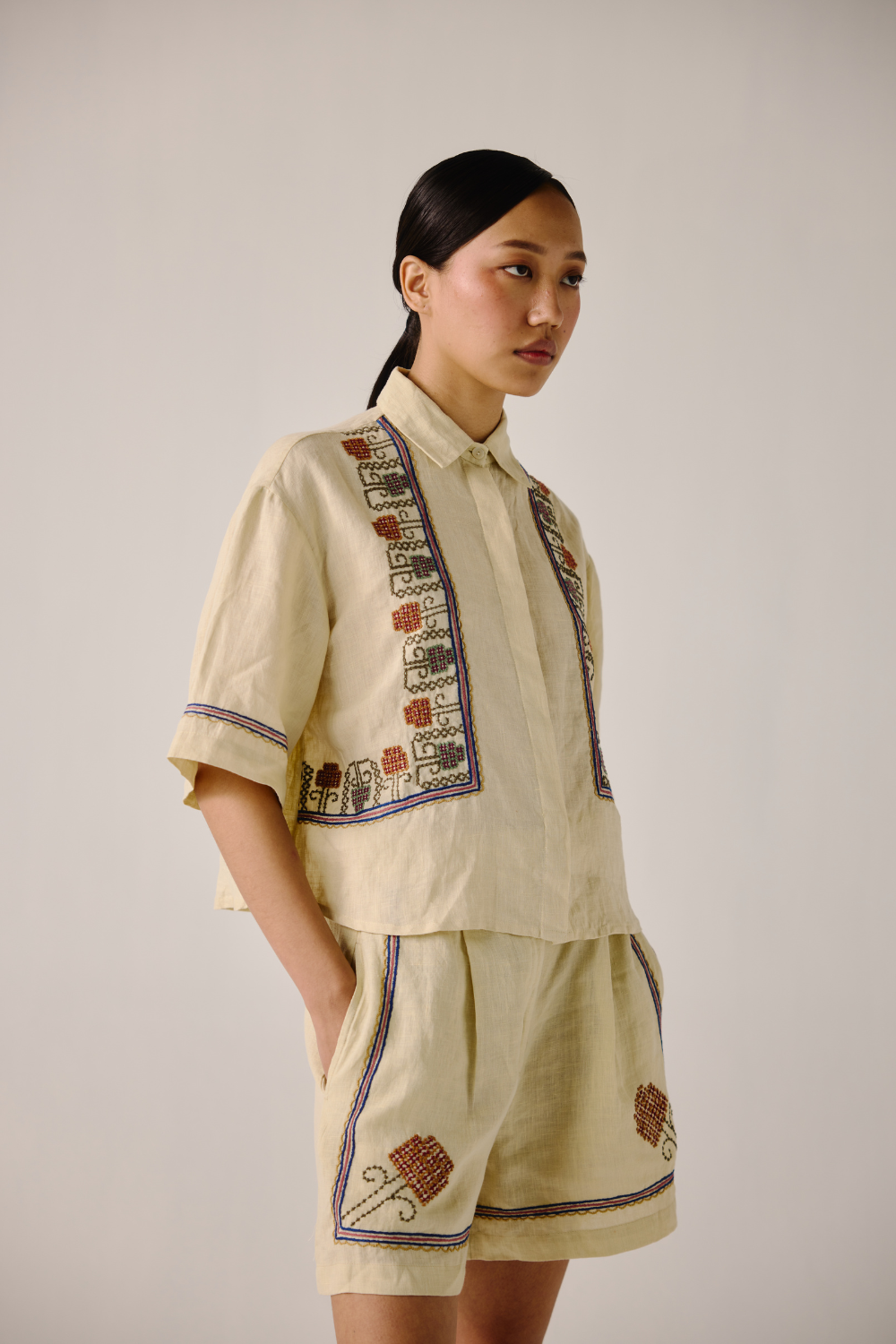 Leo Set - Ivory Cross Stitch Emb.