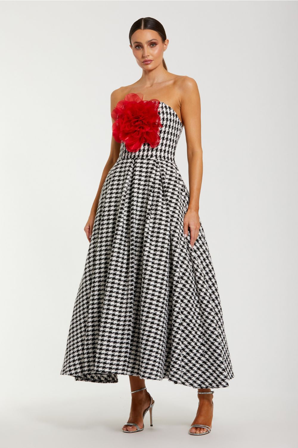 37068-Black and White Strapless Boucle A Line Midi Dress With 3D Flower