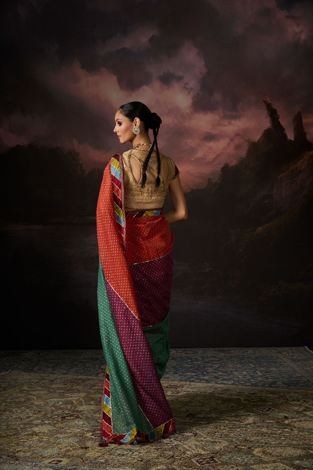 ADAH SARI