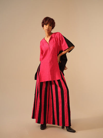 Earthy Top-Pink + Black