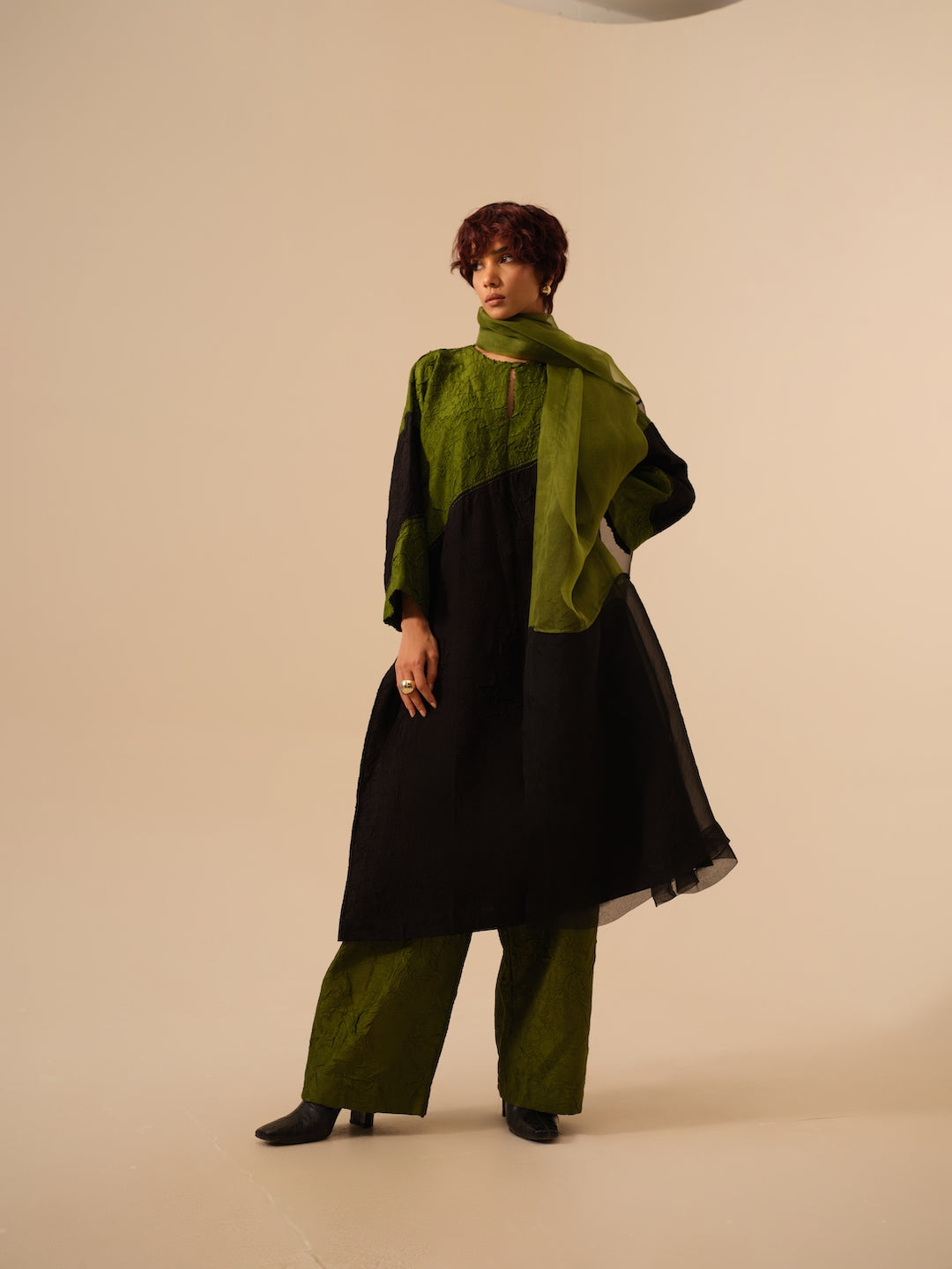 Halo Scarf-Black + Jade