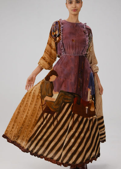 ALICE DRESS-Living Room