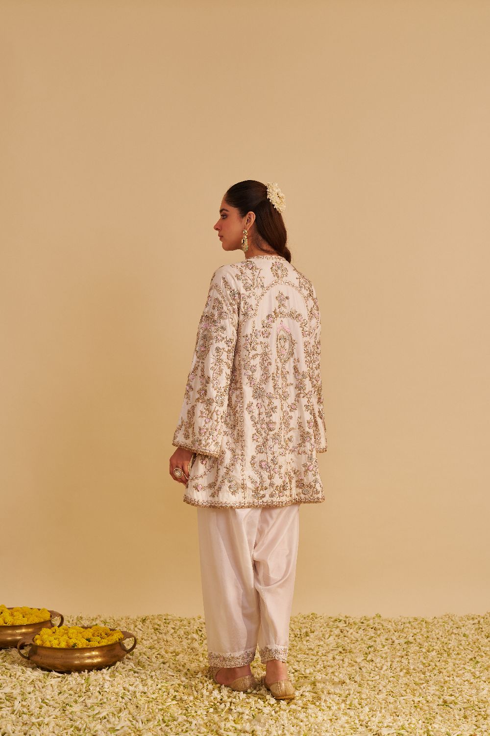 Alira - Dabka Zardozi Embroidered Daisy Ivory Kurta & Salwar with Dupatta