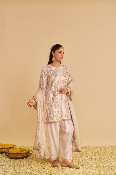 Alira - Dabka Zardozi Embroidered Daisy Ivory Kurta & Salwar with Dupatta
