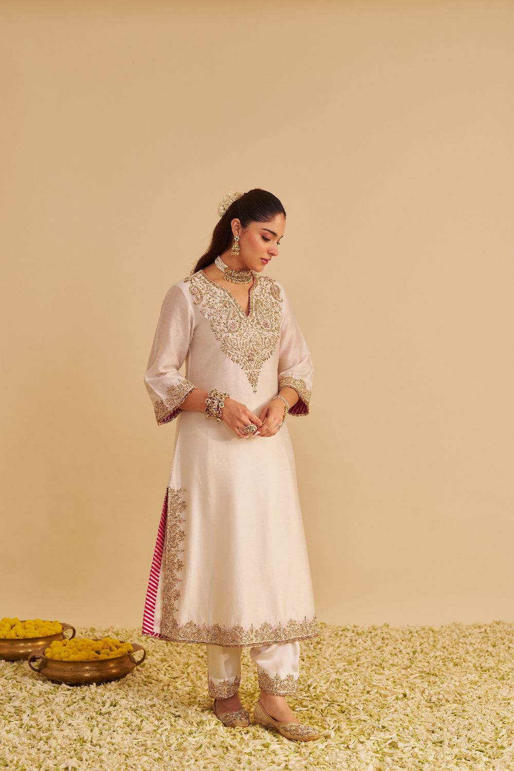 Areefa  - Dabka Zardozi Embroidered Rich Banarasi Daisy Ivory Suit & Salwar