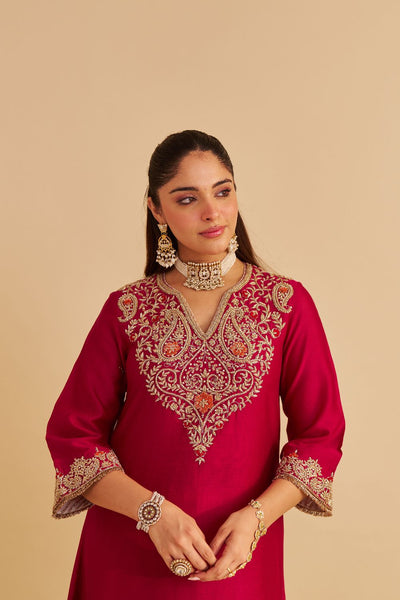 Areefa  - Dabka Zardozi Embroidered Rich Banarasi Hotpink Suit & Salwar