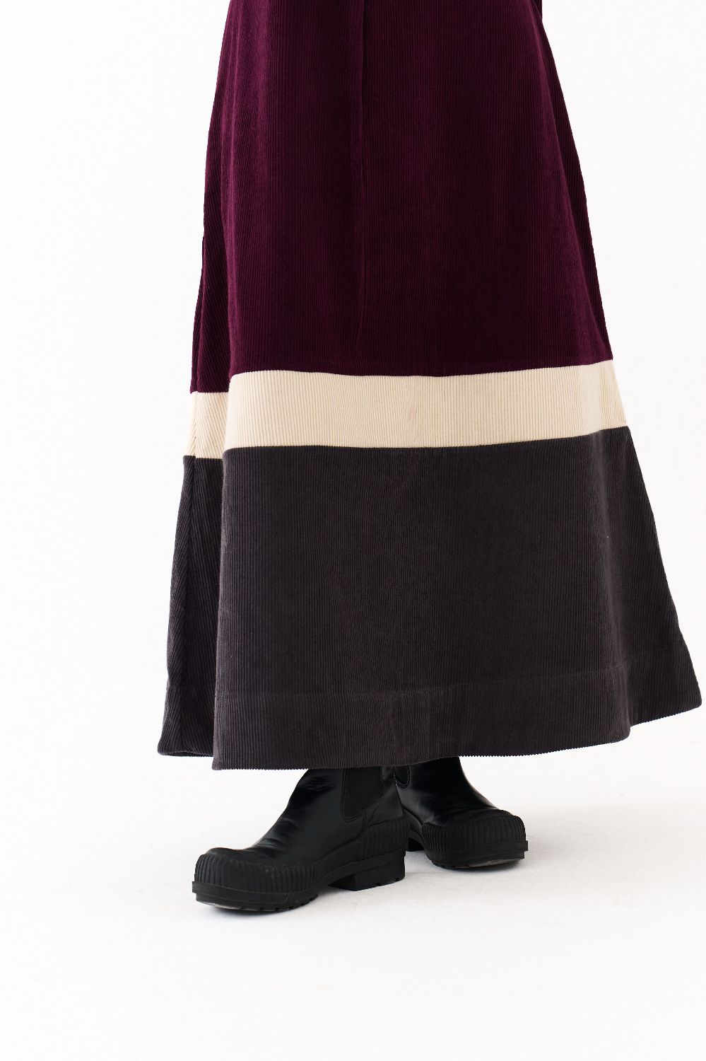 TURTLE NECK DRESS-WINE