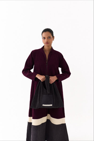 TURTLE NECK DRESS-WINE