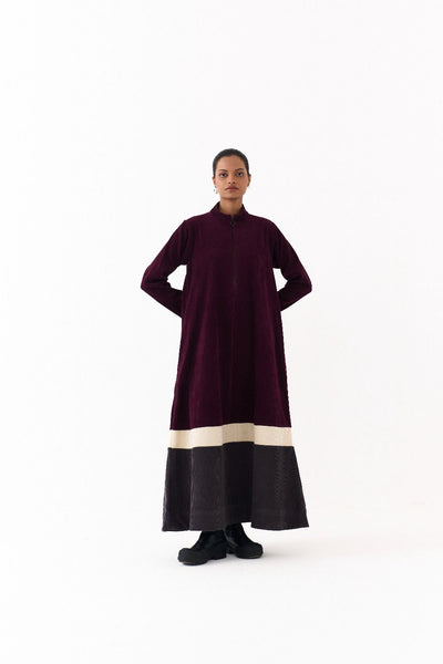 TURTLE NECK DRESS-WINE