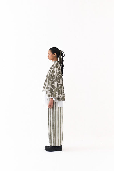 WIDE HEM PONCHO-OLIVE STRIPE/FLORAL