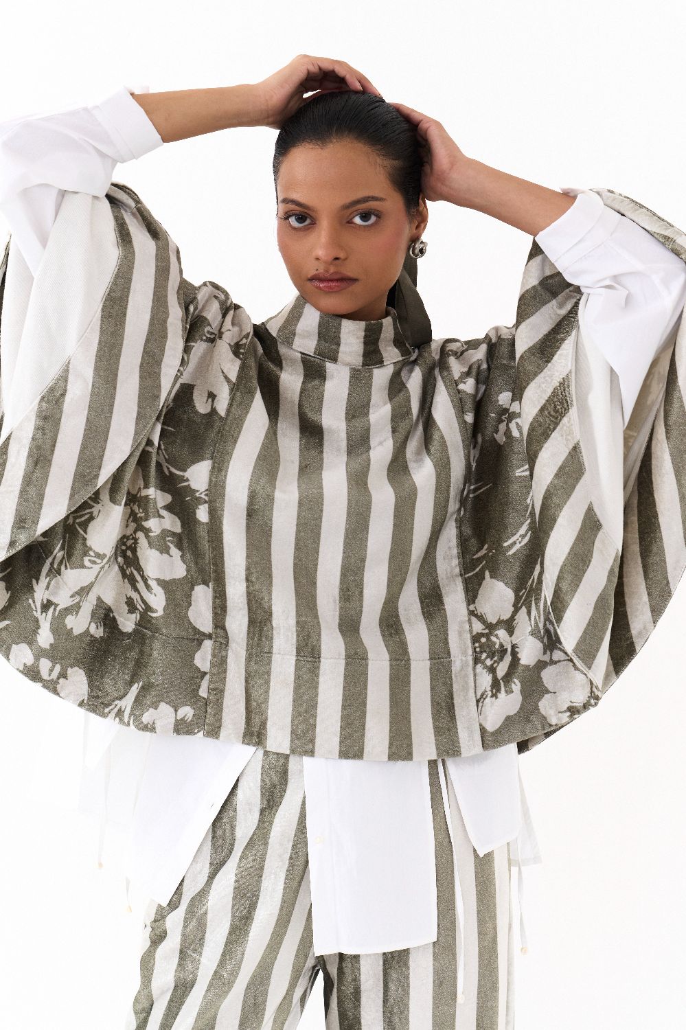 WIDE HEM PONCHO CO ORD (SET OF 3)-OLIVE STRIPE