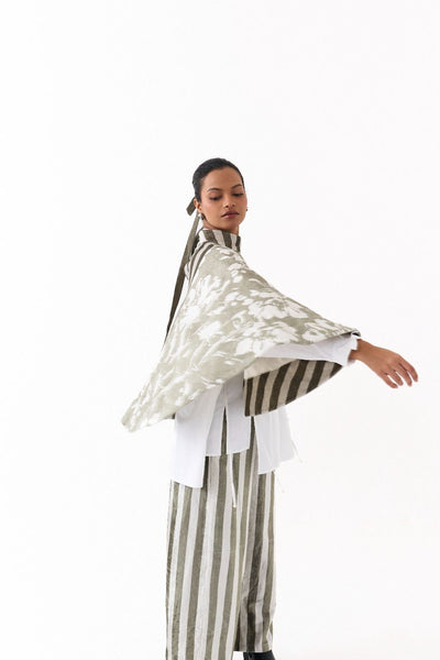 WIDE HEM PONCHO-OLIVE STRIPE/FLORAL