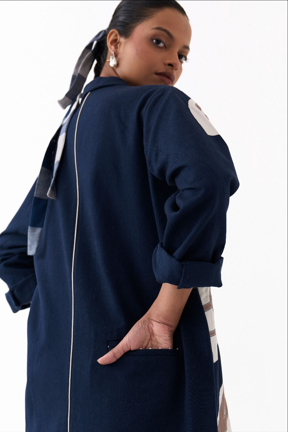 FLORAL APPLIQUE JACKET CO ORD
(SET OF 2)-NAVY & WHITE