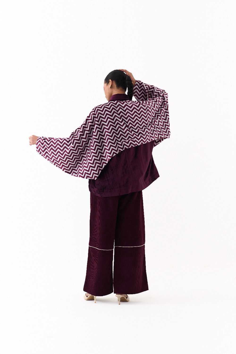 SHORT BAT SLEEVE JACKET-WINE