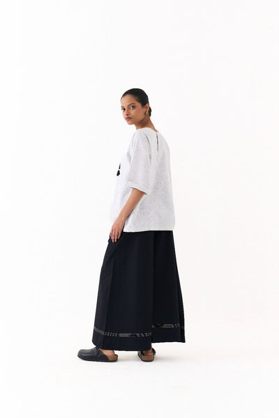 WAVE EMB. TOP CO-ORD (SET OF 2)-IVORY & GREY