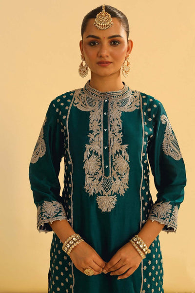 Aabish Short kurta with dhoti-Emerald green