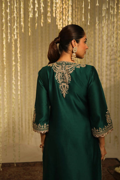 Amayra Straight kurta with Dhoti-Emerald Green