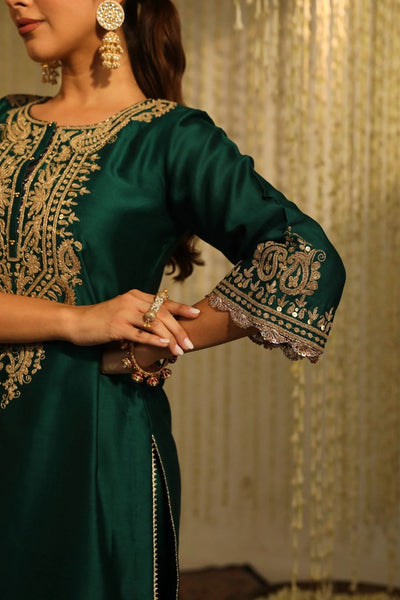 Amayra Straight kurta with Dhoti-Emerald Green