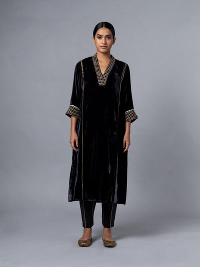Amyra Kurta