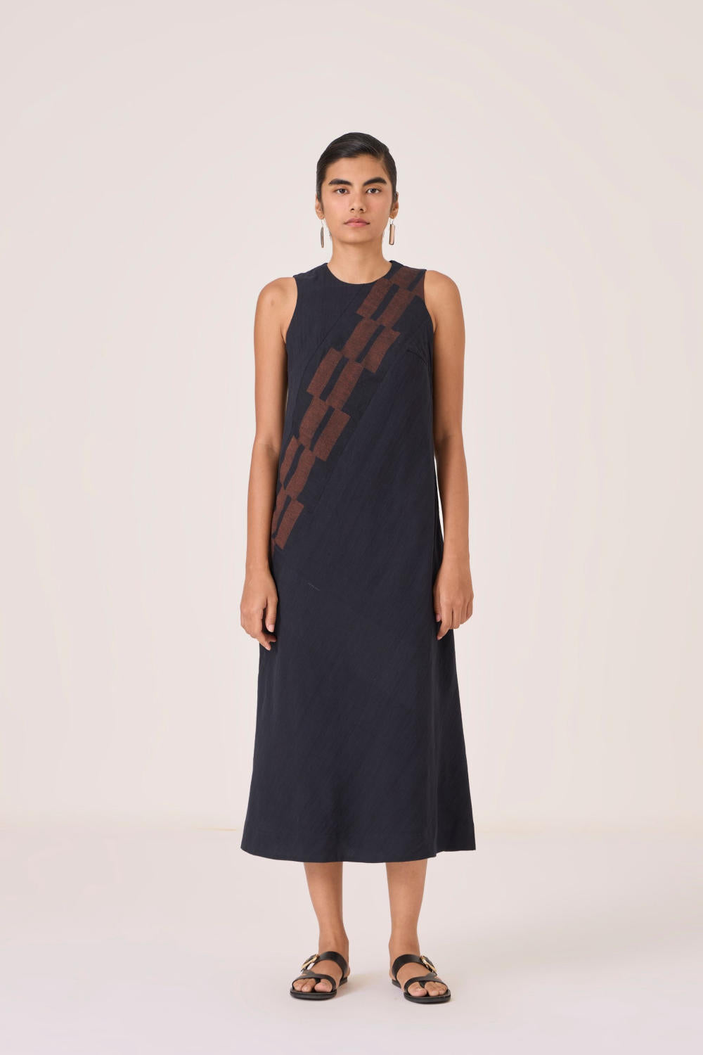Anura Black Handwoven Sleeveless Midi Dress
