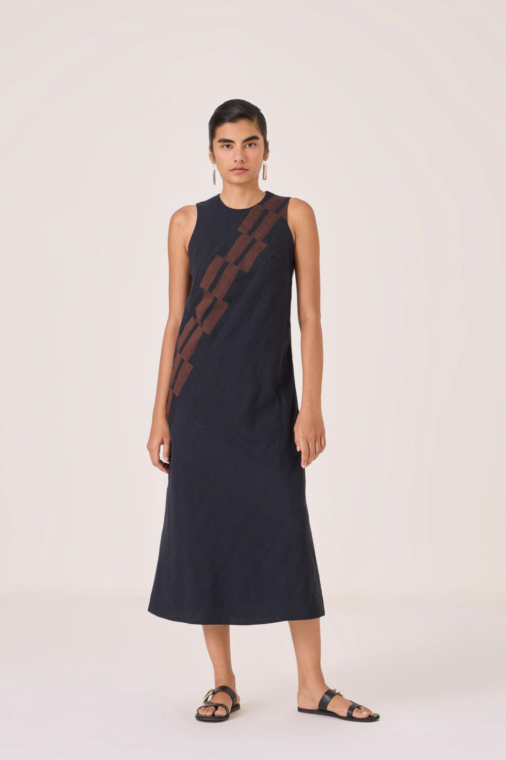 Anura Black Handwoven Sleeveless Midi Dress