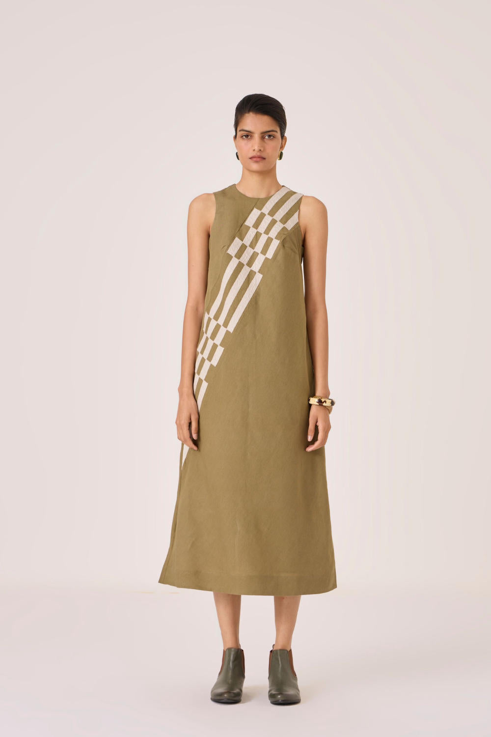 Anura Olive Midi Dress