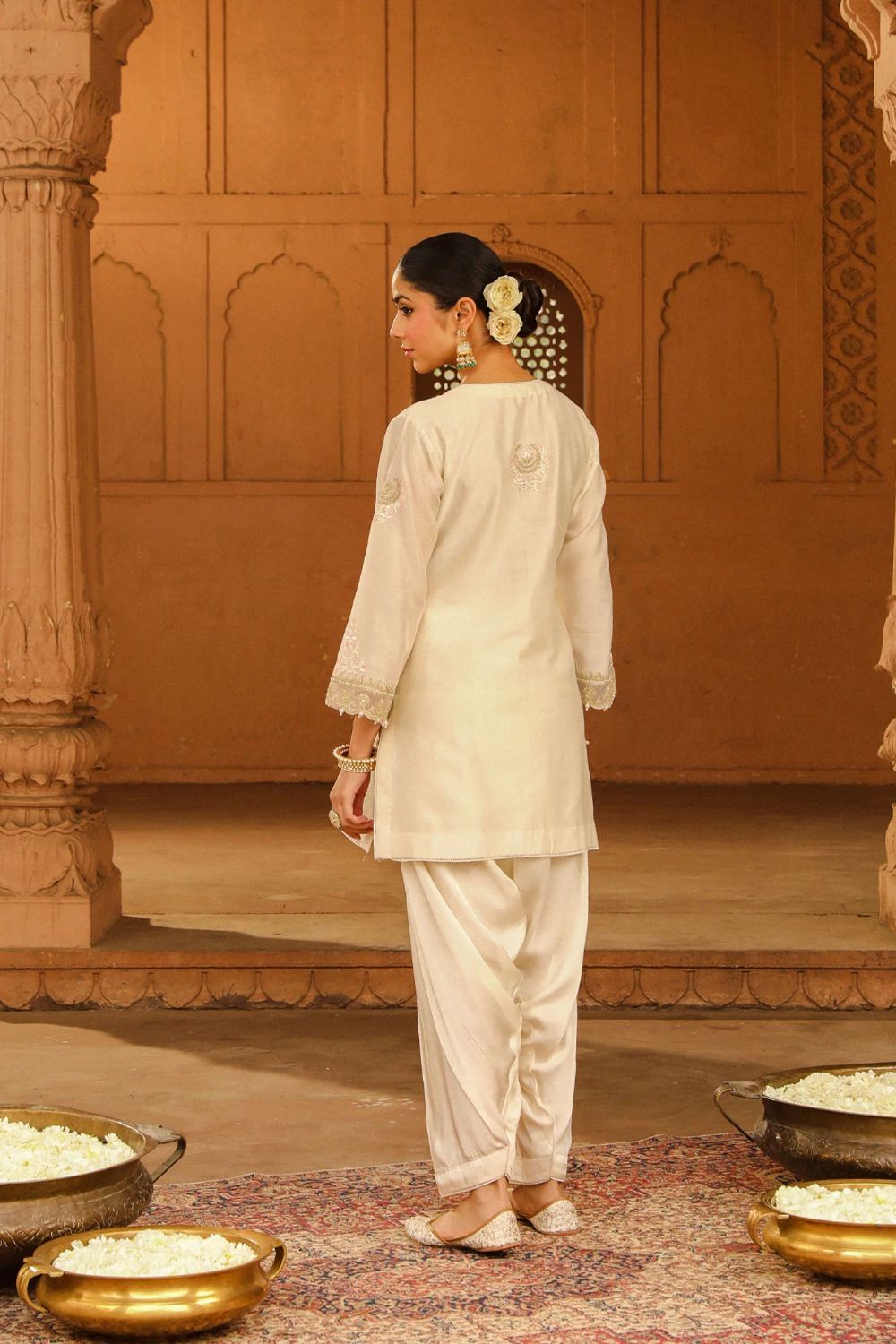 Ashira Short kurta with salwar-Daisy Ivory