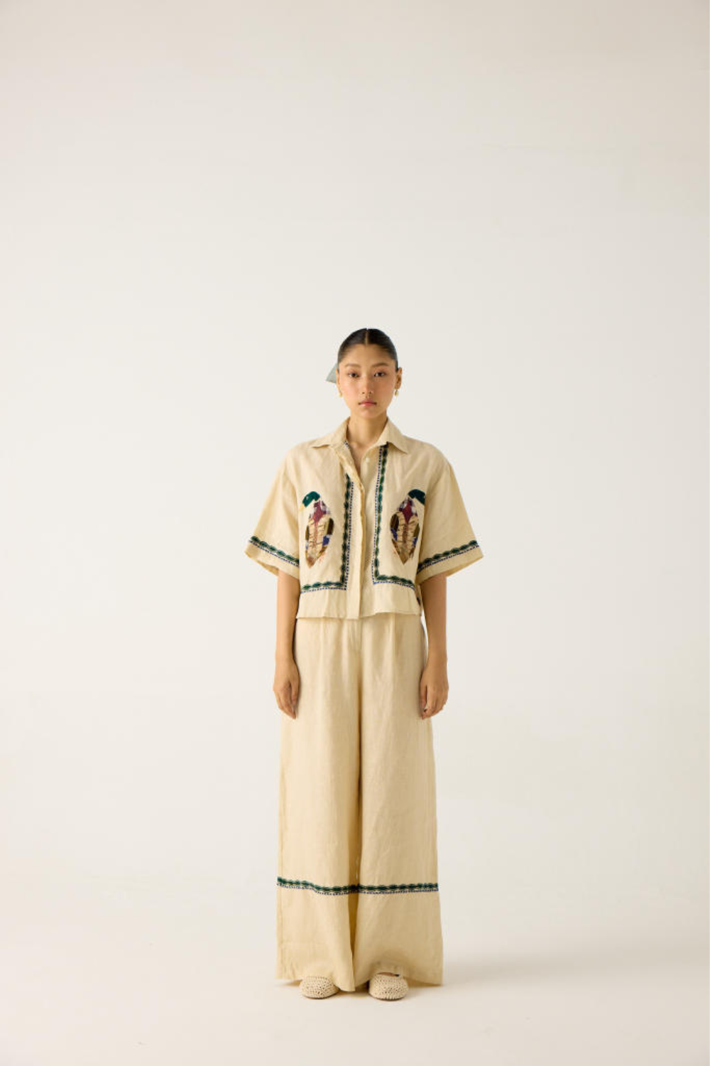 AVA SET-IVORY DUCK APPLIQUE (AVA SHIRT+APPLIQUE PANTS )