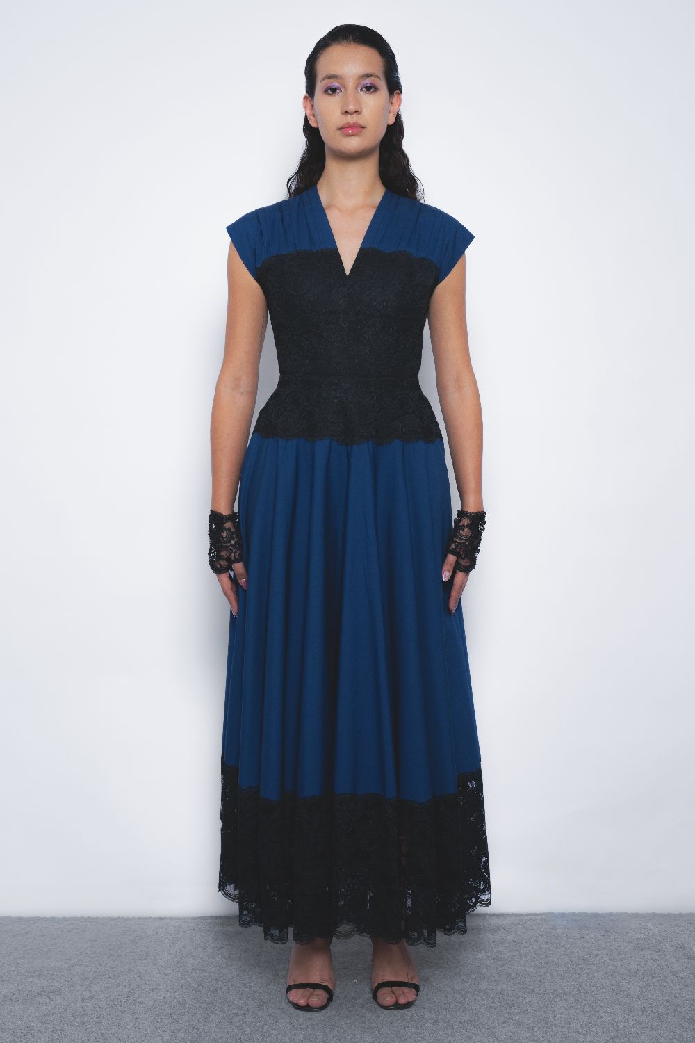 Baile Dress - Navy and Black