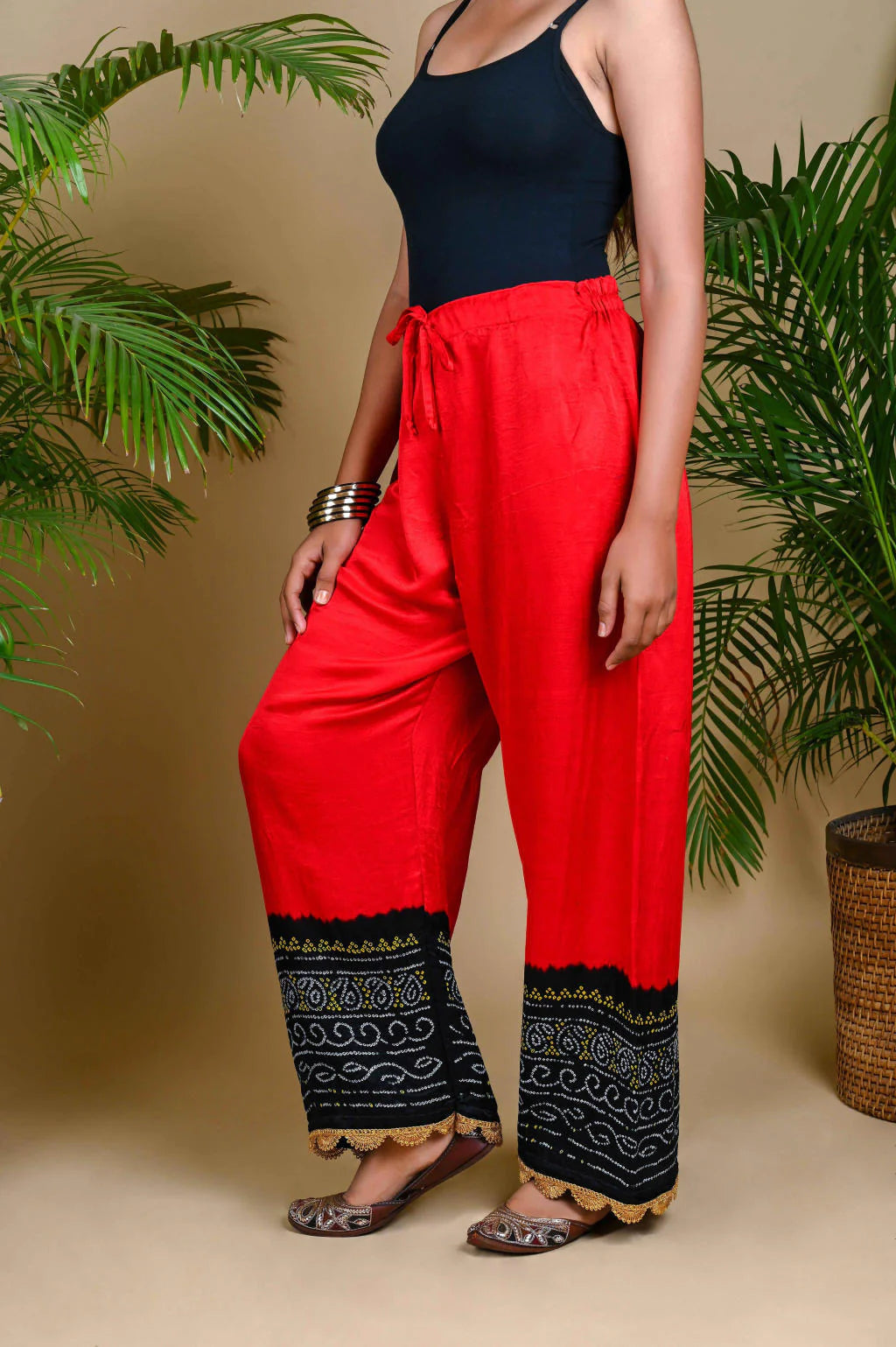 BANDHANI PANTS-BLACK & RED