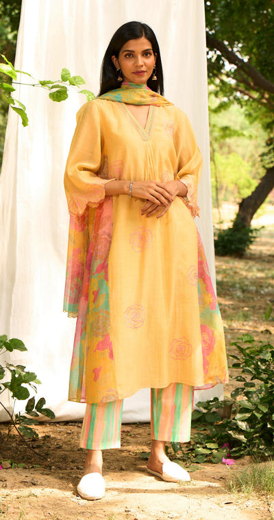 Rajhans Kurta Set