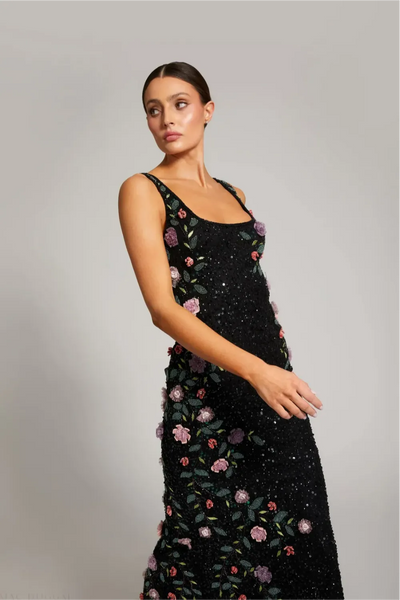 Black Floral Beaded Mesh Scoop Neck Sleeveless Gown