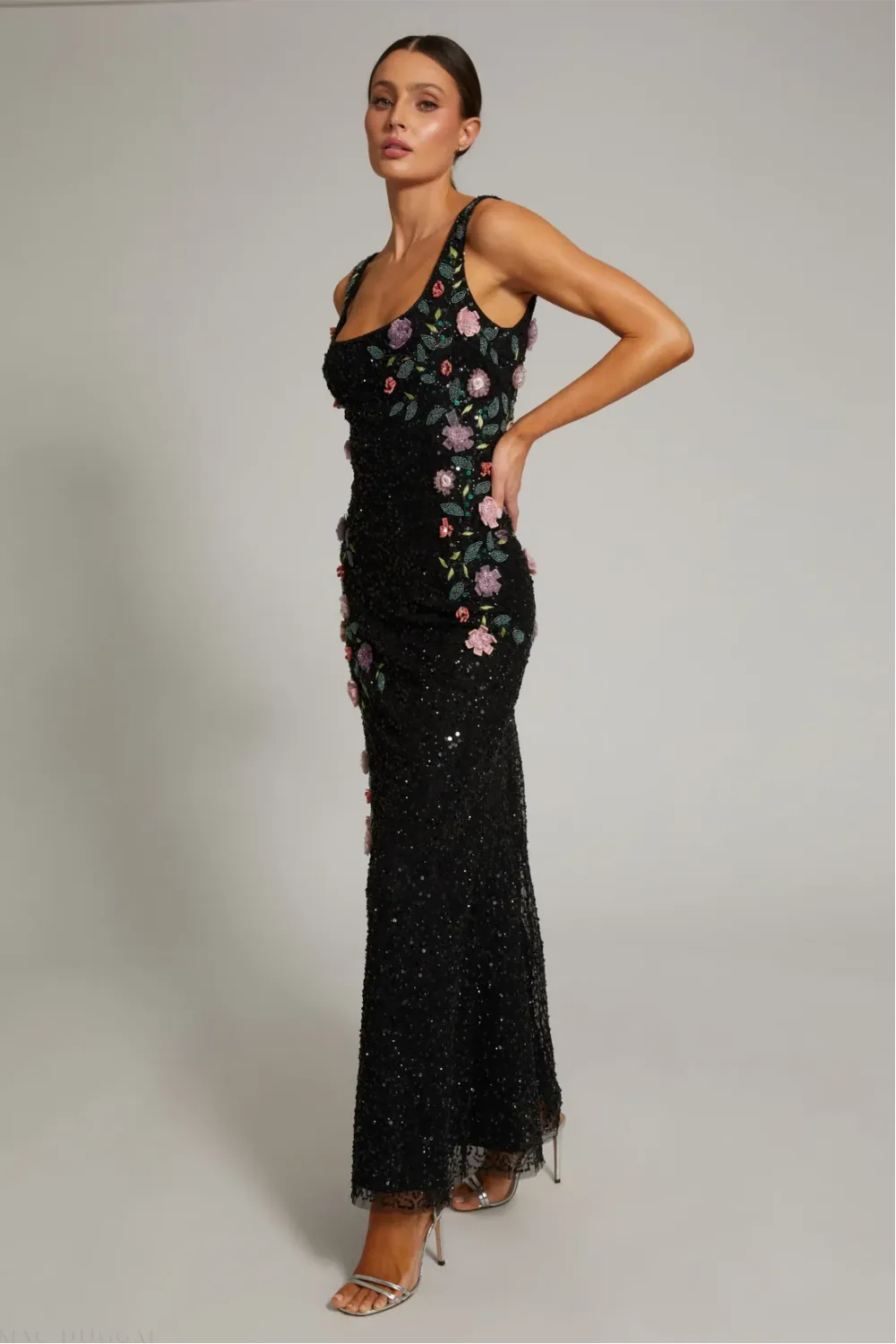 Black Floral Beaded Mesh Scoop Neck Sleeveless Gown