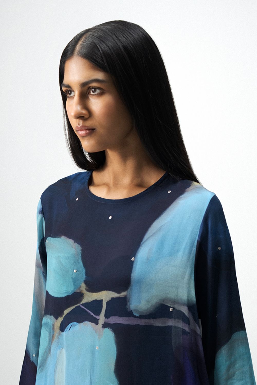 BLUE LAGOON MUKAISH EMBROIDERED KURTA SET