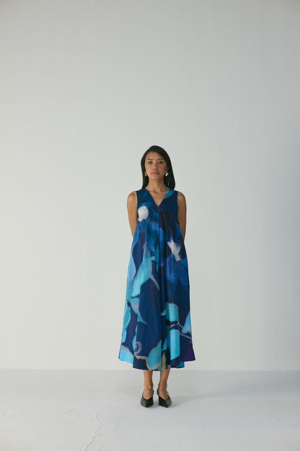 BLUE LAGOON V NECK DRESS