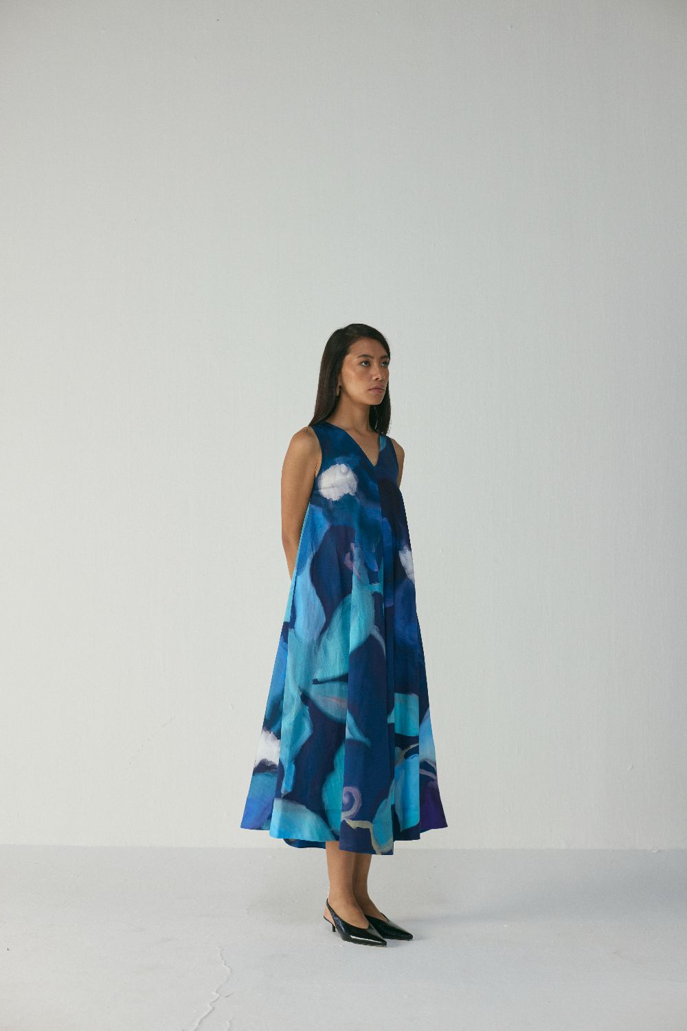 BLUE LAGOON V NECK DRESS