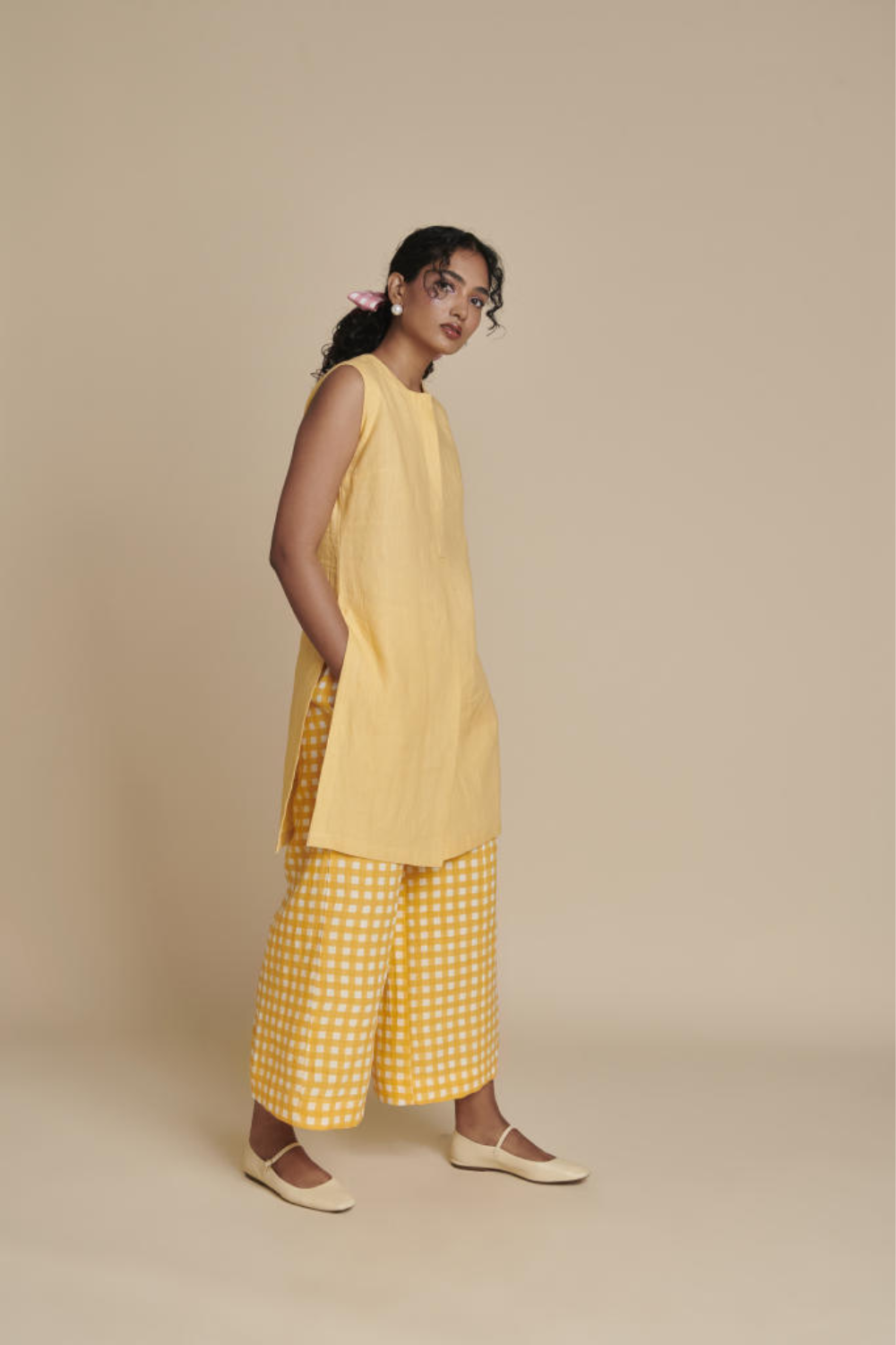 Butterscotch Linen Sleeveless Kurta Set