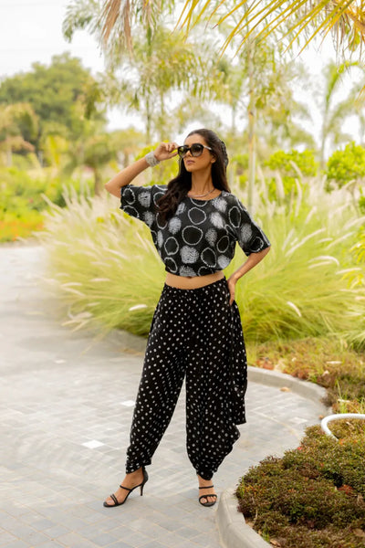 CIR SHIB CROP TOP-BLACK