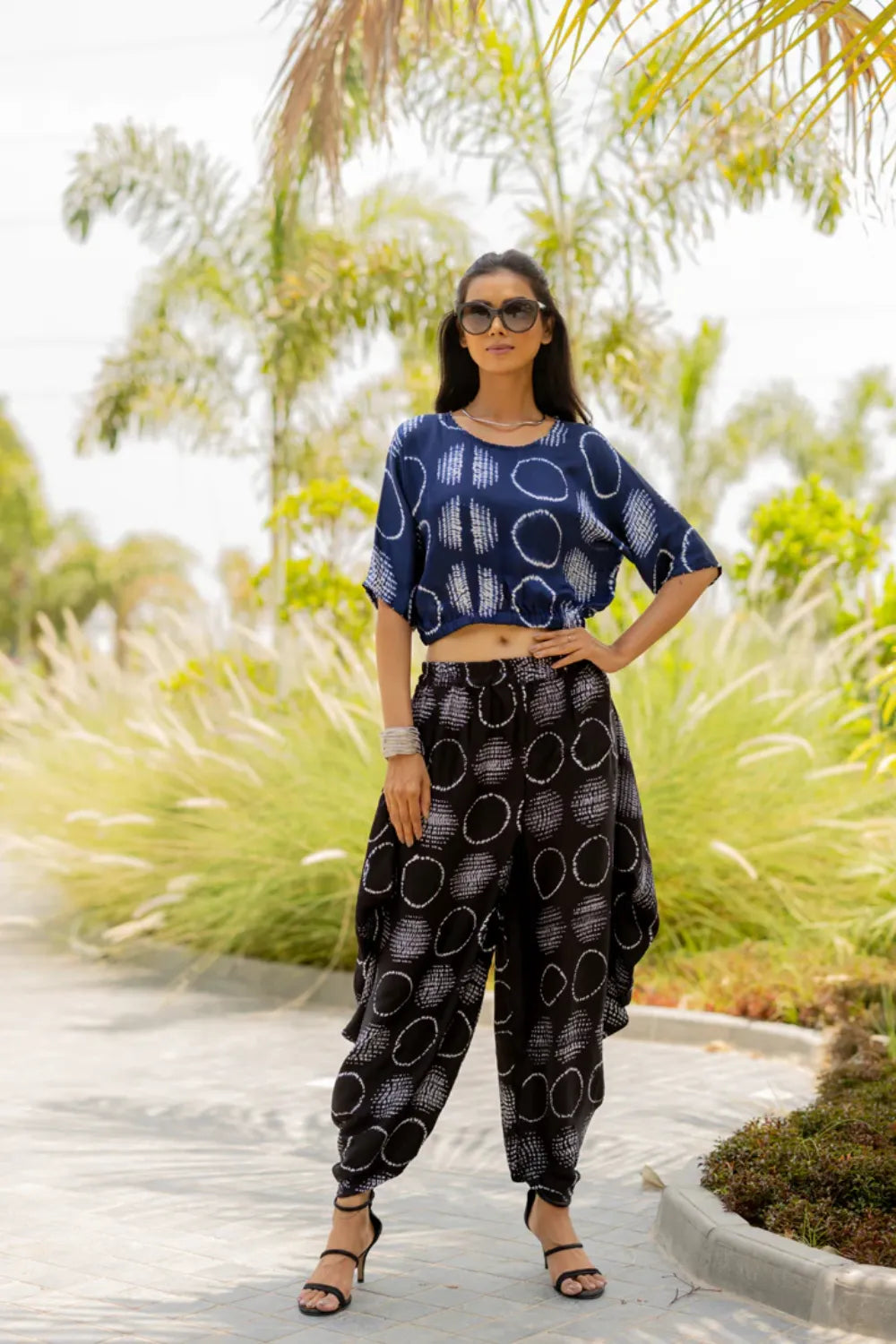 CIR SHIB CROP TOP-BLUE