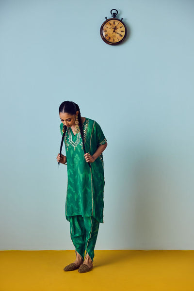 Nourie Coral Green Hand-Embroidered Kaftan Set