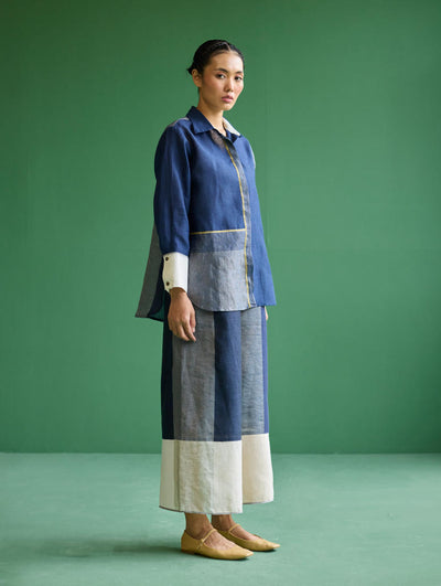 Yang Color-Blocked Metallic Linen Shirt
 - Navy