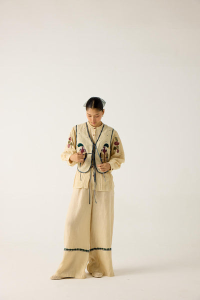 CARA SET-IVORY (HAZEL TOP+JANET GILLET+APPLIQUE PANTS')