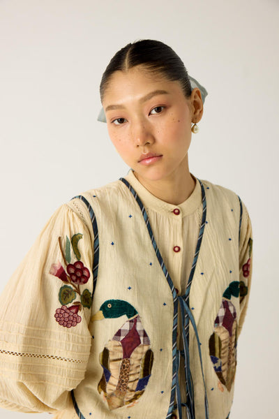 CARA SET-IVORY (HAZEL TOP+JANET GILLET+APPLIQUE PANTS')