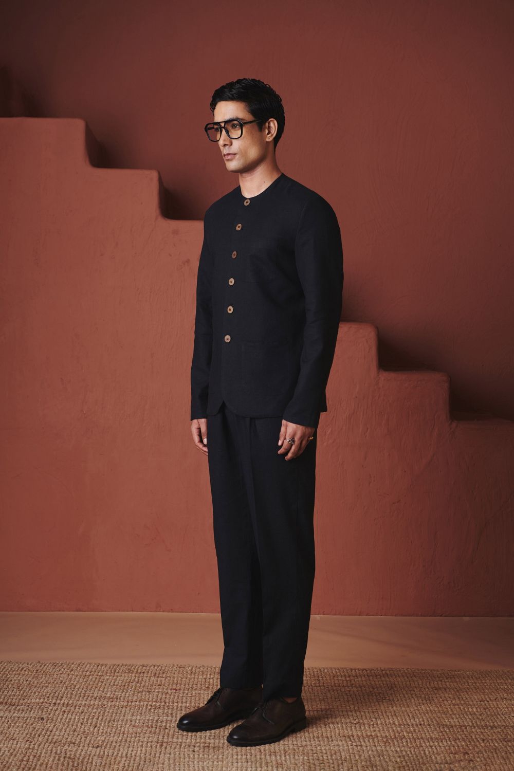 Carbon Co Linen Men's Pleated Tapered Pants